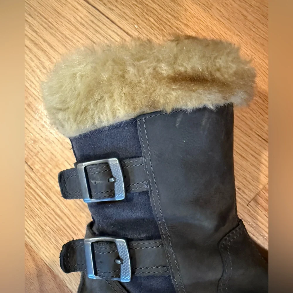 Merrell Wild Dove Women Chocolate Brown Faux Fur-Trimmed Winter Waterproof Boots